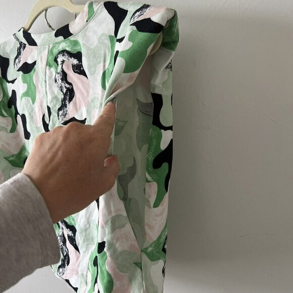 NWT Camo Crop Top Muscle LARGE OPEN EDIT Green Pink Strong Shoulder Abstract - Picture 5 of 10